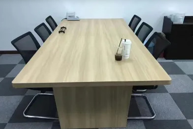 辦公桌椅丨會議桌丨屏風卡位丨老板桌 辦公桌椅丨會議桌丨屏風卡位丨老板桌